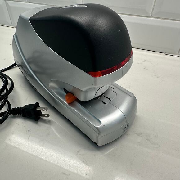 Swingline Optima 45 Electric Stapler 45 Sheet Capacity Silver - Picture 1 of 8